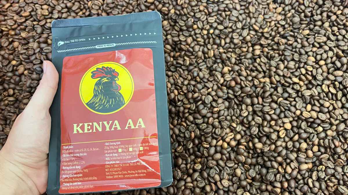 Bao bì Kenya AA specialty với chứng nhận Rainforest Alliance.