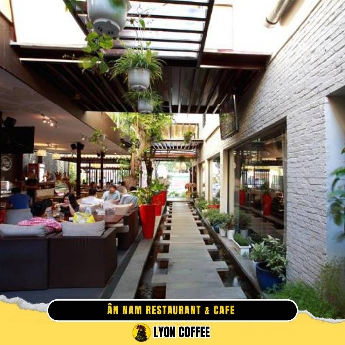 Ân Nam – Restaurant & Cafe tại số 52, Trương Định, Phường 7, Quận 3, TP.HCM