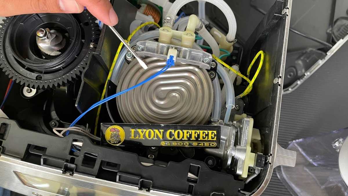 Khối thermoblock Breville 878 – gia nhiệt nhanh, ổn định cho espresso và hơi