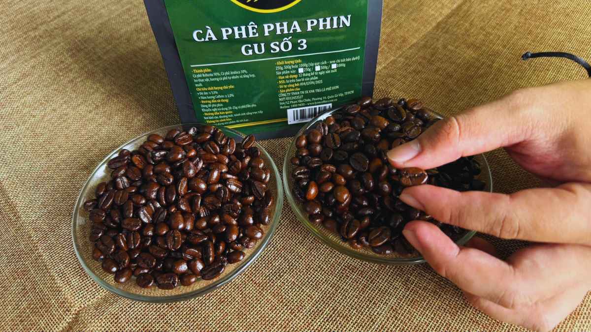Hạt Robusta chủ đạo và Arabica điểm nhấn cho gu số 3 truyền thống.