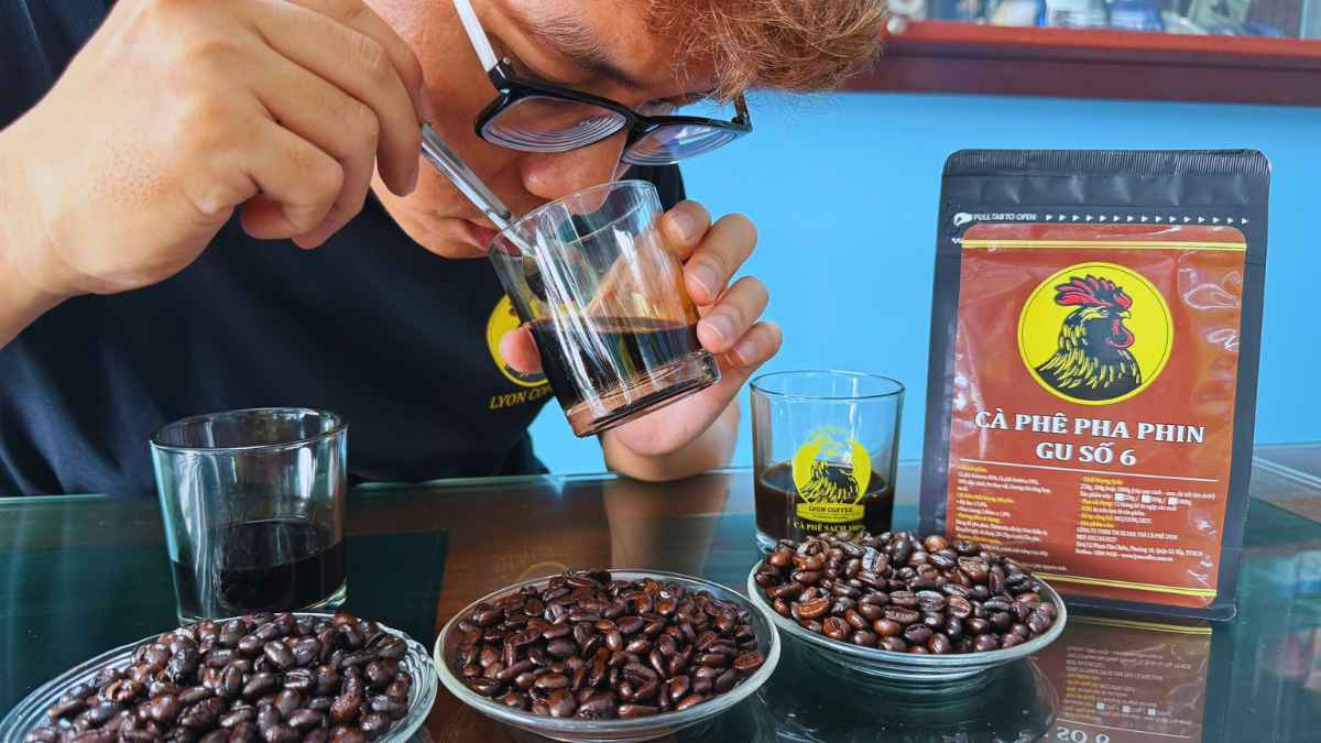 Ly cà phê gu số 6 hậu vị sữa béo, nốt bơ ngậy, dễ uống.