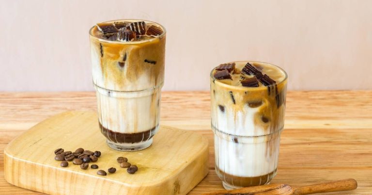 Cách làm cà phê sương sáo cốt dừa thơm ngon tại nhà