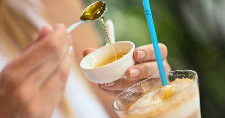 Cách pha cà phê với mật ong thơm ngon tốt cho sức khỏe