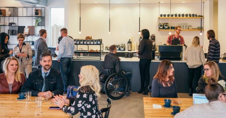 Cách tăng doanh thu quán cafe hiệu quả cho chủ quán