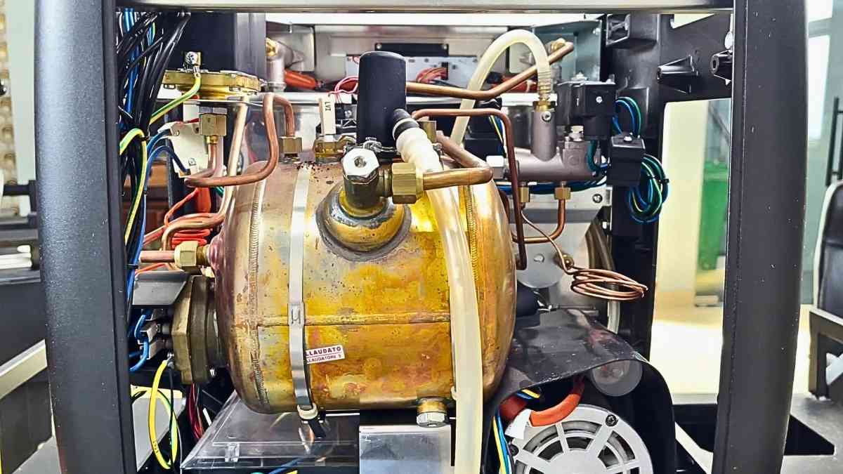 boiler 5 lít của Casadio Undici A1 cho hiệu suất ổn định