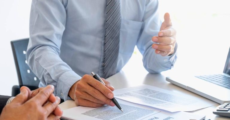 Chính sách bán hàng Lyon Coffee – Quy định mua bán và phục vụ khách hàng