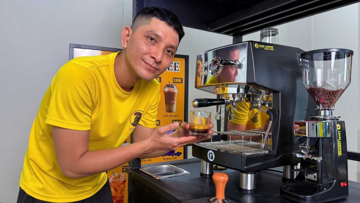 Máy Gemilai Pro với PID, auto dosing, pre-infusion giữ espresso ổn định.