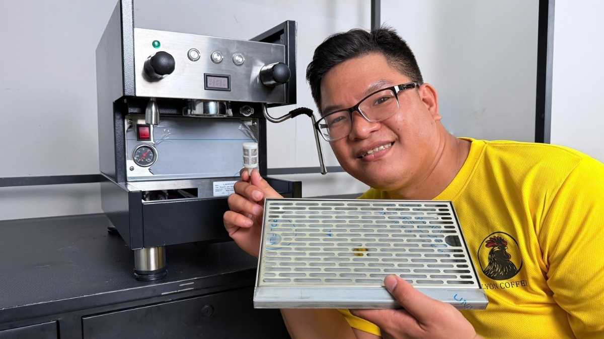 Vật liệu ABS và inox 304 linh kiện Lamvita