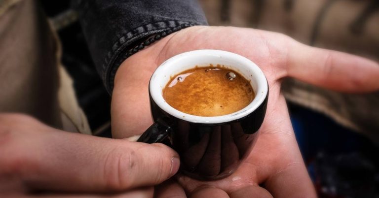 Hướng dẫn pha cafe ngon tại nhà đơn giản dễ thực hiện