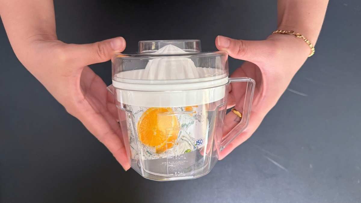 Dụng cụ vắt cam nhựa PP nguyên sinh an toàn cho thực phẩm.