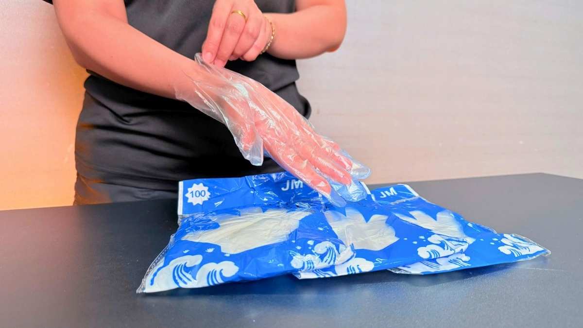 Bao tay nilon HDPE dày dặn khó rách khi pha chế và vệ sinh