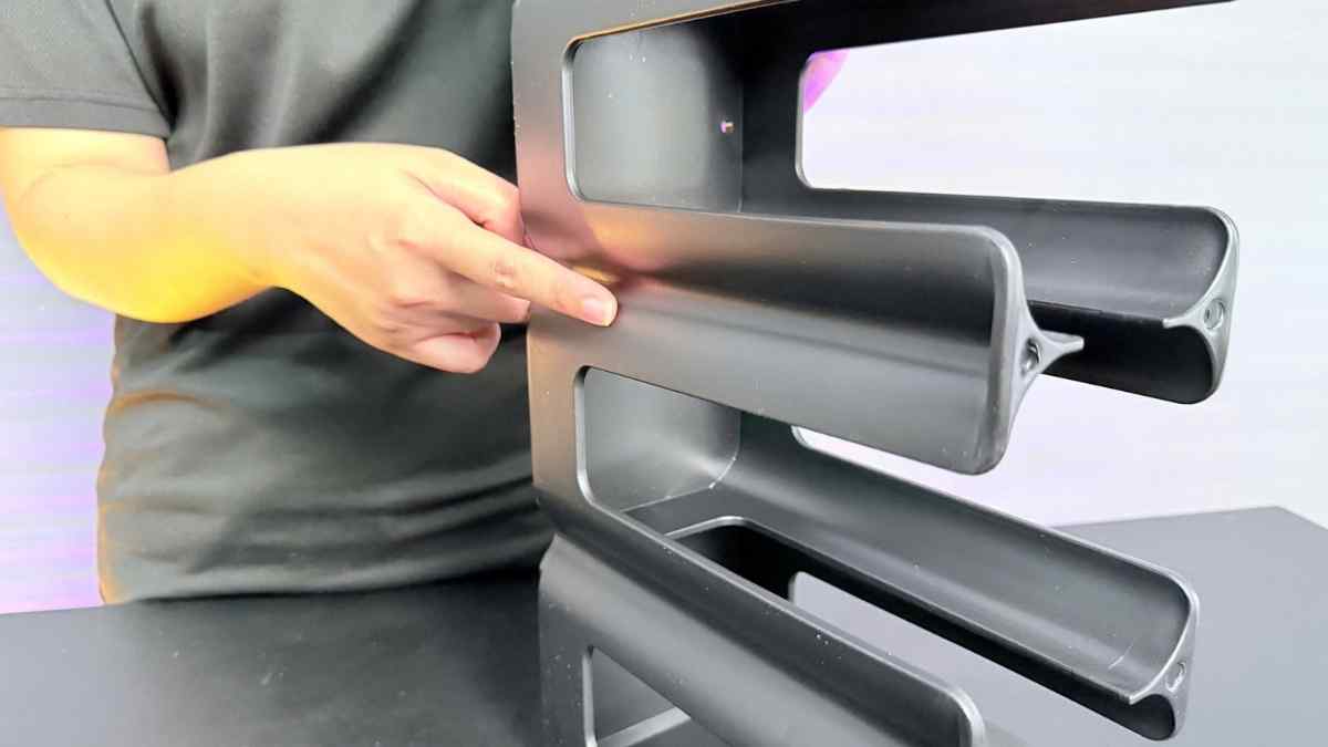 Khay úp ly cốc 4 ngăn giúp ly ráo nhanh, dễ lấy khi quán đông