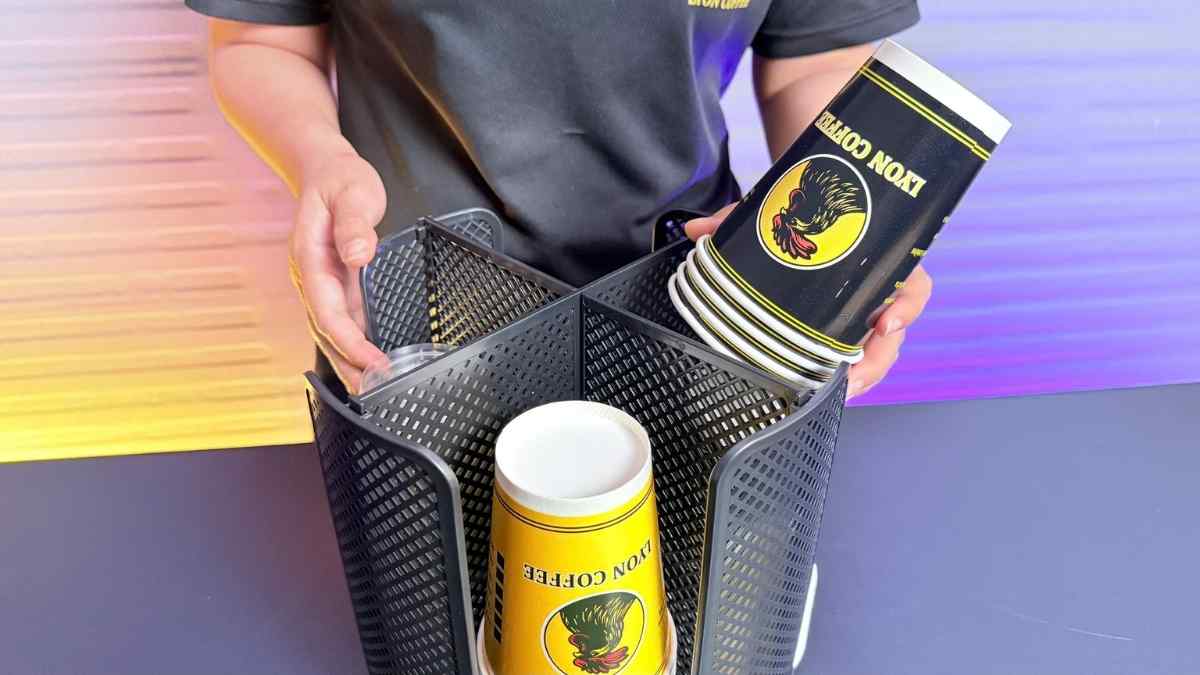 Khay úp ly cốc xoay 360 độ 4 ngăn giúp quầy pha chế gọn hơn