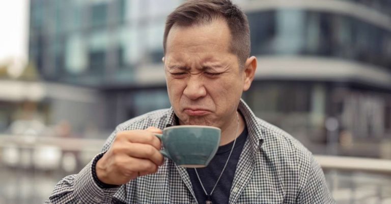 Lợi hại khi không uống cà phê