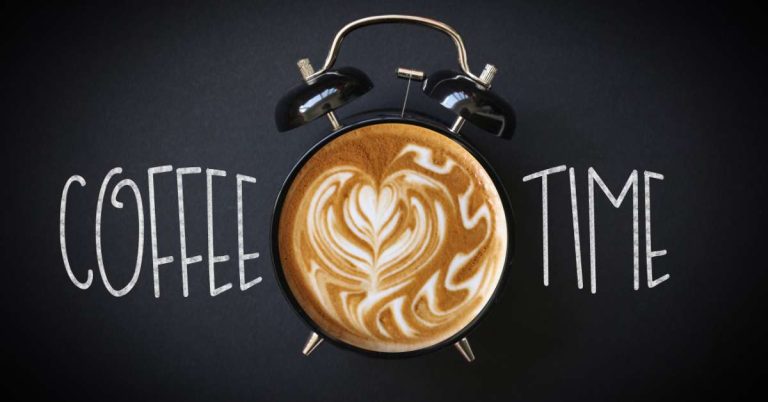 Lợi ích khi uống cà phê đúng giờ