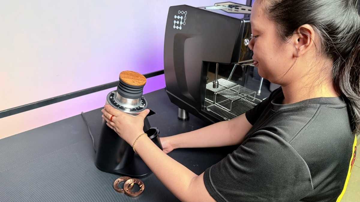 Lưỡi dao máy xay cà phê DF64 Titanium hỗ trợ kiểm soát cỡ xay espresso