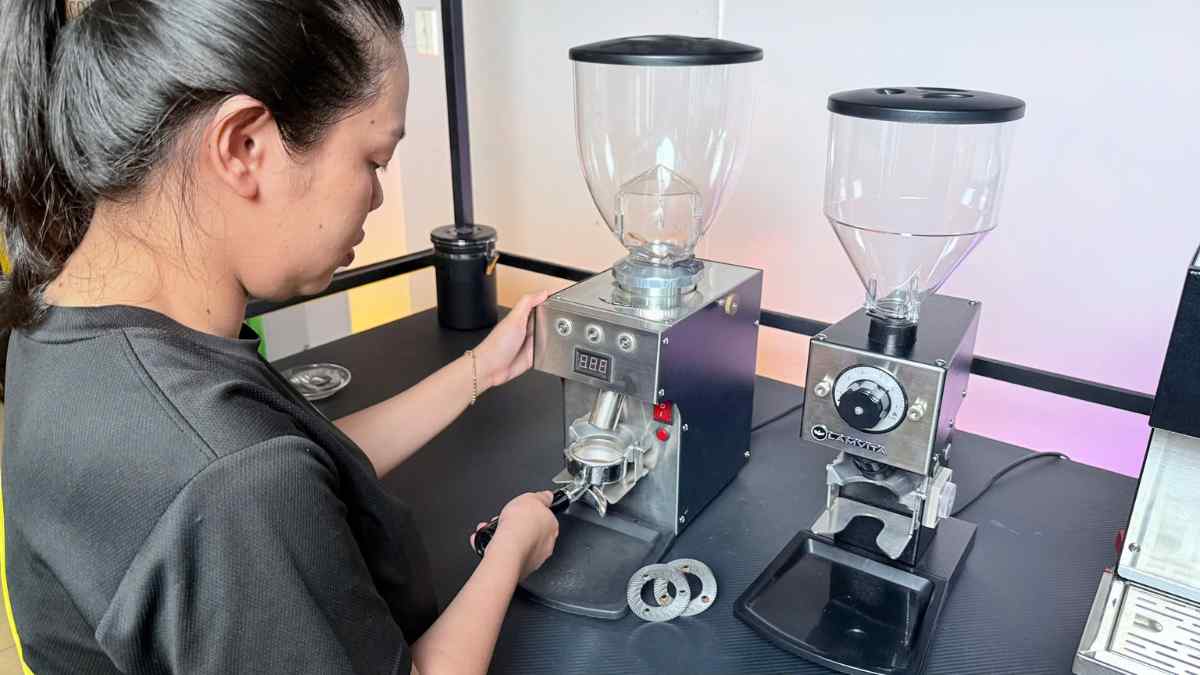 Tình trạng lưỡi dao máy xay cà phê Lamvita sau thời gian sử dụng