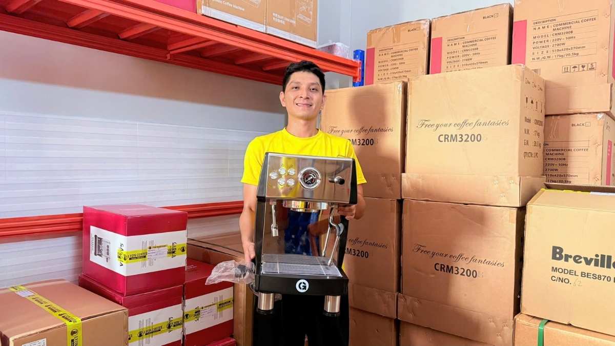 thân inox 304 và tay pha 58mm trên Gemilai CRM 3200B Pro