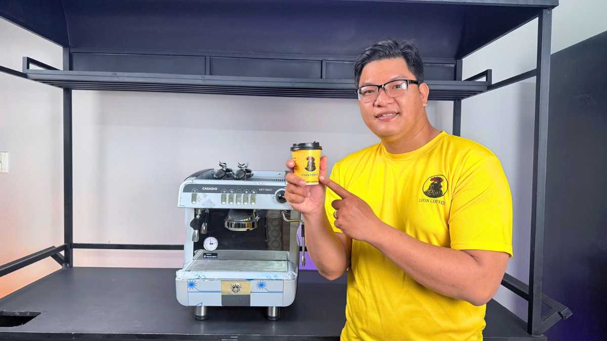 Máy pha cà phê Casadio Nettuno A1 sử dụng trong quán nhỏ và môi trường văn phòng