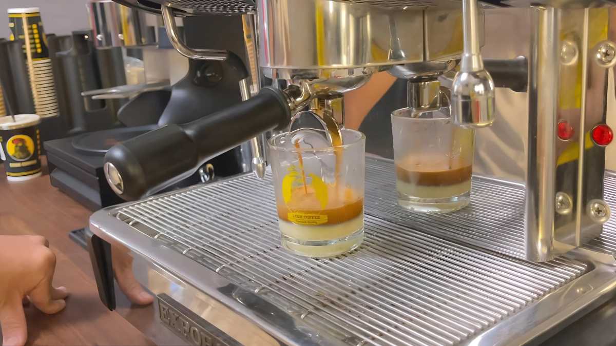 máy pha cà phê Expobar cũ bảo hành 12 tháng tại Lyon Coffee