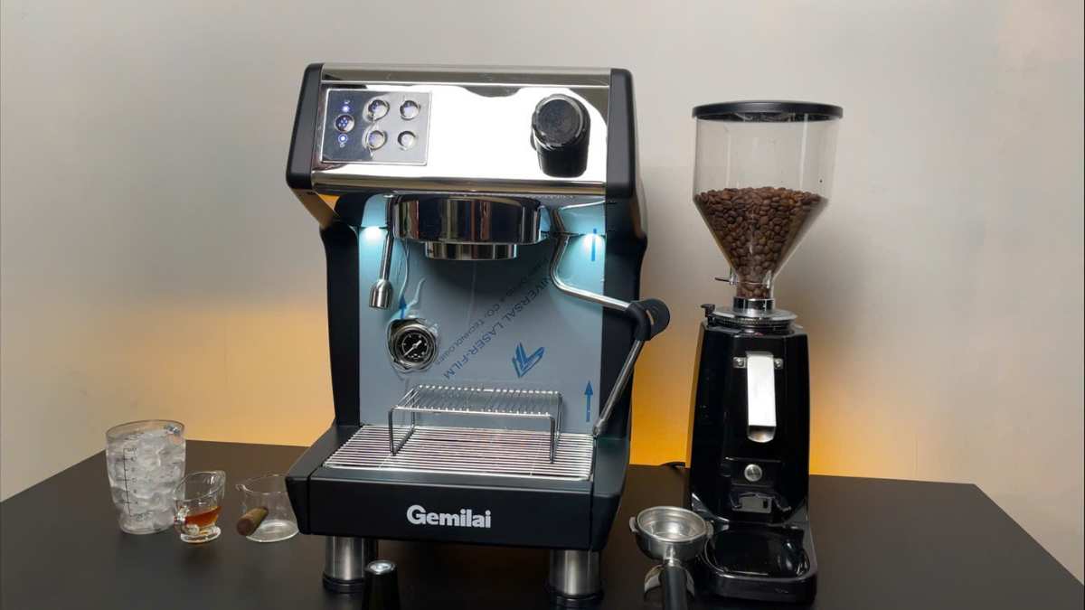 đánh giá ưu nhược điểm của máy pha cà phê Gemilai CRM 3200B