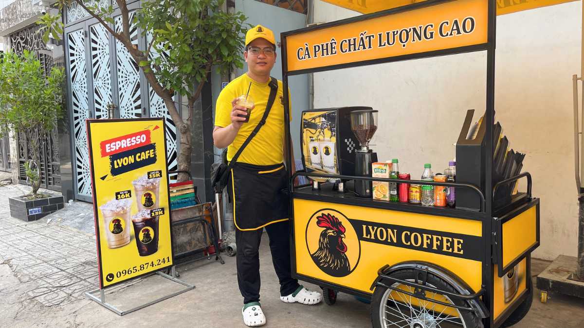 máy pha cà phê ưu điểm và nhược điểm cho quán nhỏ