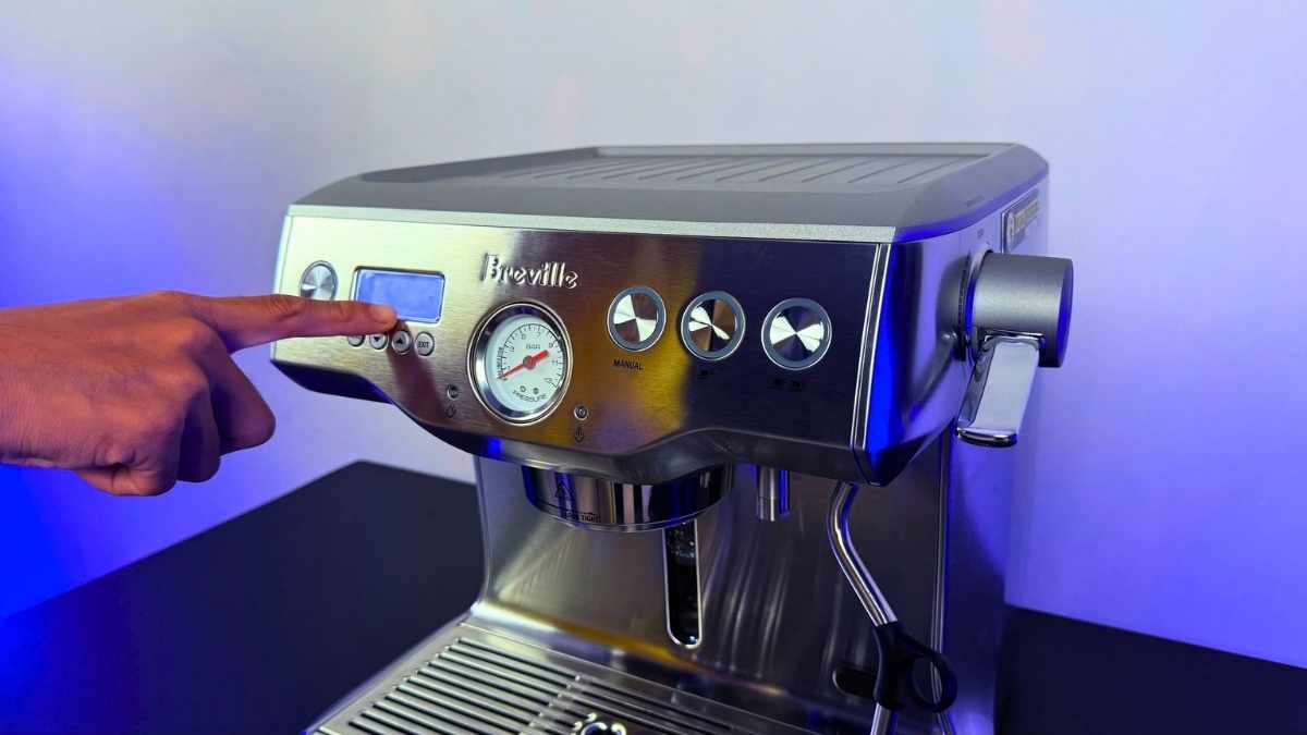 vệ sinh steam wand và group head breville 920