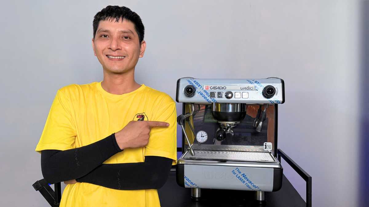 máy pha cà phê Casadio Undici A1 cũ ổn định hơn máy mini