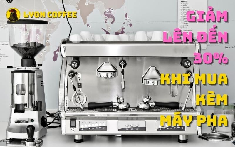 Giá của máy xay cafe hạt giảm đến 30% khi mua kèm máy pha cà phê espresso crm 020 bao nhiêu tiền