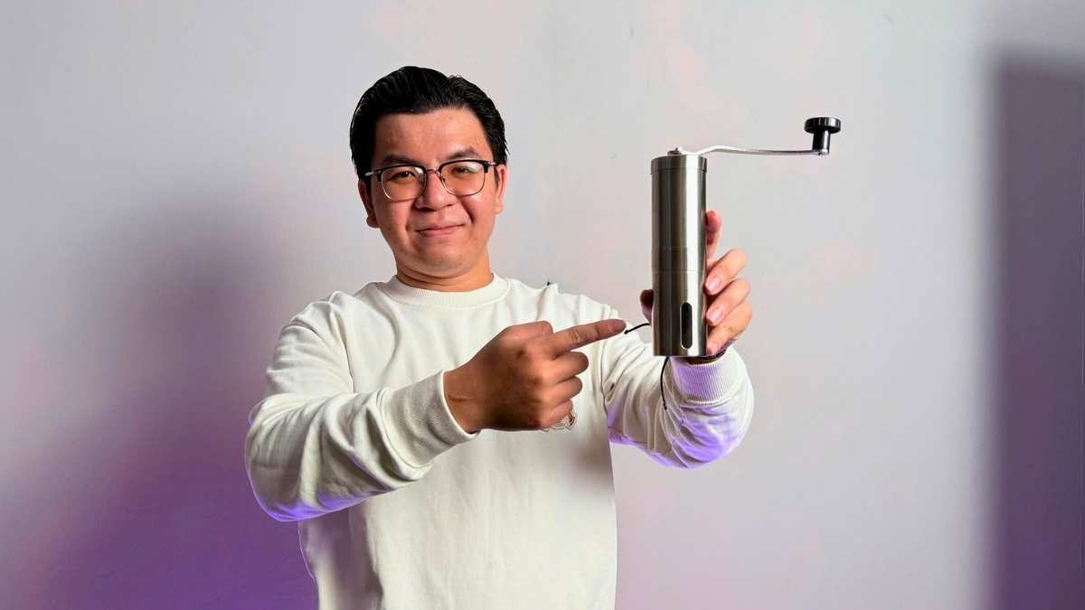 So sánh máy xay cà phê cầm tay OEM với Timemore và 1Zpresso