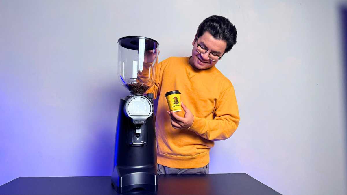 Máy xay cà phê Eureka Firenze 75 phù hợp quán 200 ly/ngày