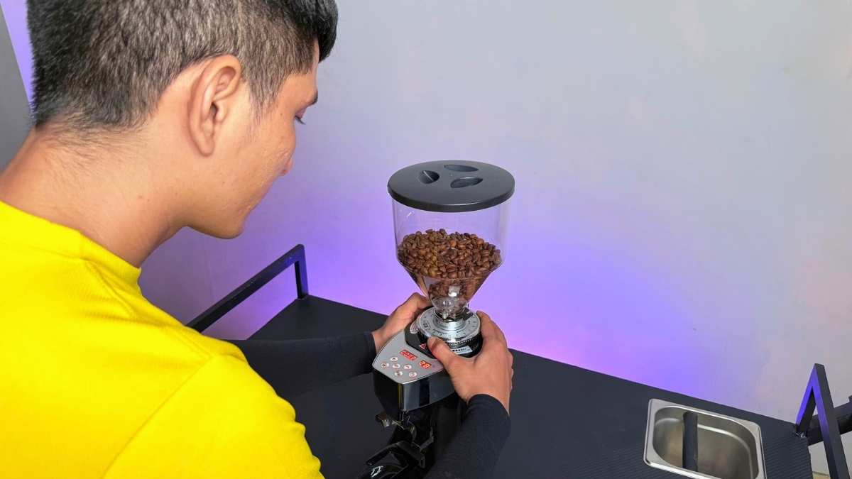 Máy xay cà phê Gemilai CRM 021 thương hiệu Trung Quốc định lượng tự động chuẩn