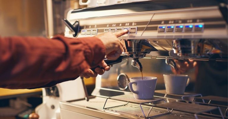 Máy pha cà phê và máy xay cà phê tại Cà Mau