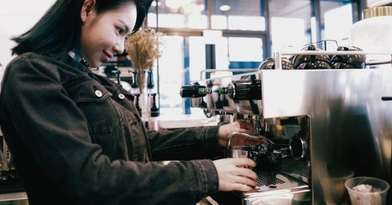 Máy pha cà phê và máy xay cà phê tại Kon Tum