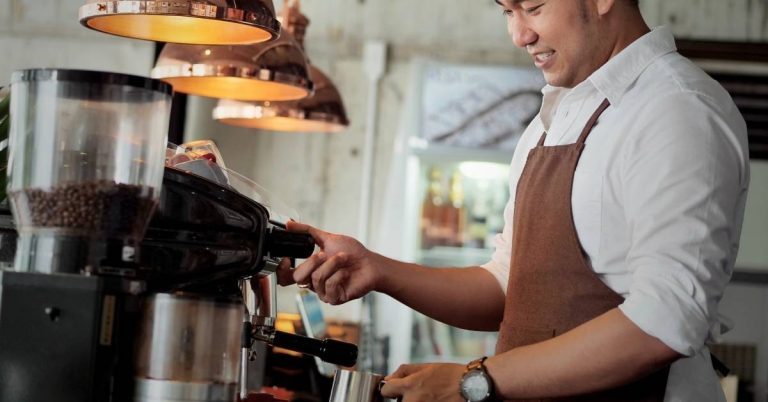 Máy pha cà phê và máy xay cà phê tại Lâm Đồng