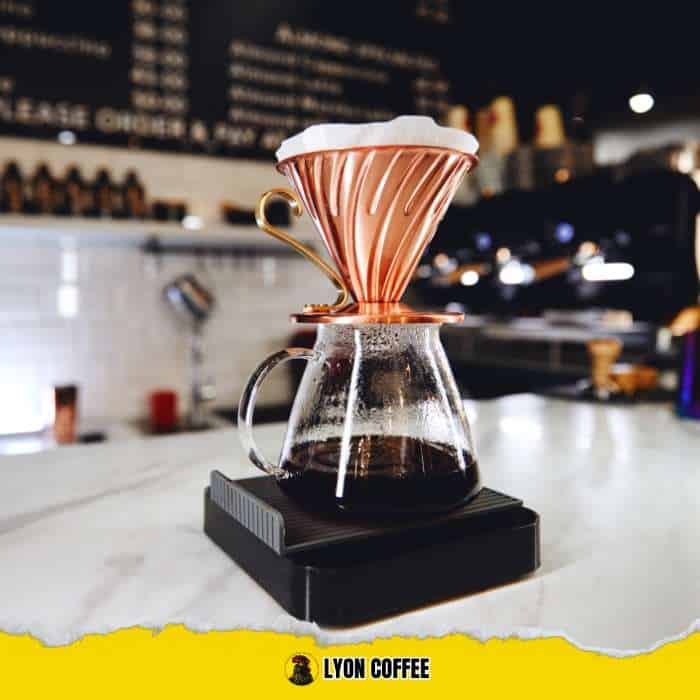 Đối tượng nên tránh và hạn chế nước cafe