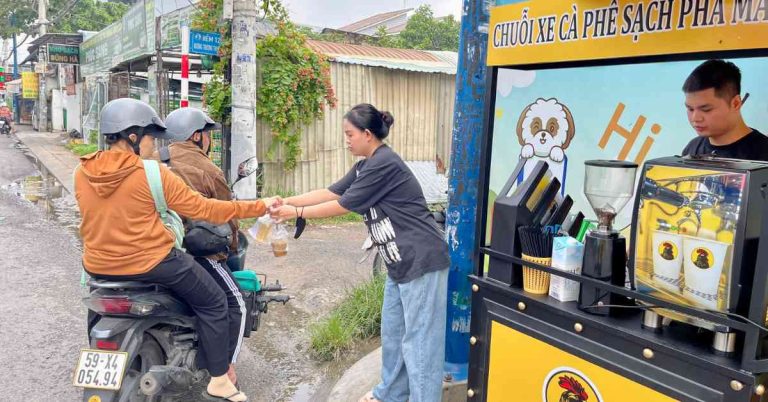 Quán cafe ngon giá rẻ bình dân tại Quận 4