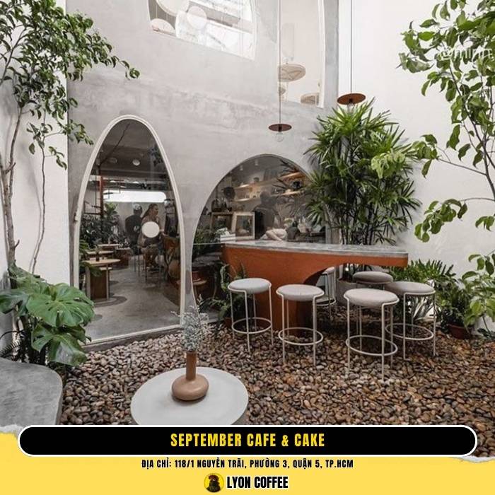 September Cafe & Cake