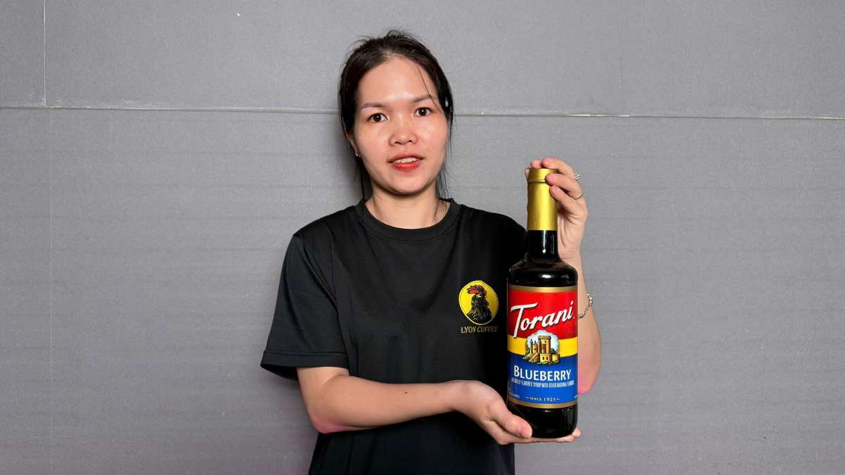 Chai Siro Torani Việt Quất 750 ml màu tím chàm sang trọng nhập khẩu từ Mỹ