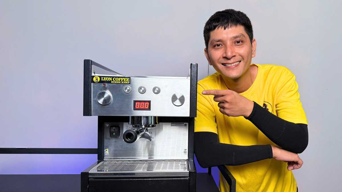 Vệ sinh tay pha Lamvita sau mỗi ca làm việc