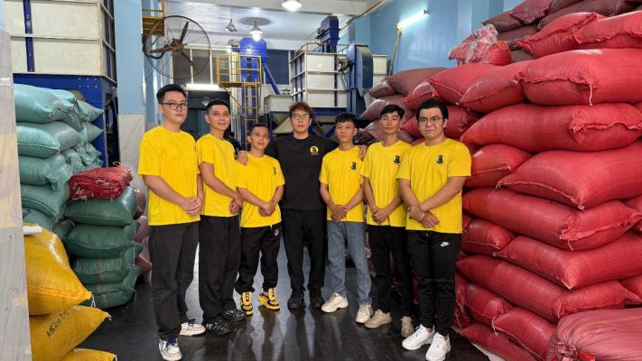 Đội ngũ Lyon Coffee đồng hành cùng khách hàng với nhiều ưu đãi đặc biệt